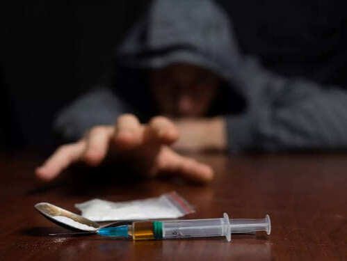 Can Depression Increase the Risk of Drug Addiction? What to Know in India